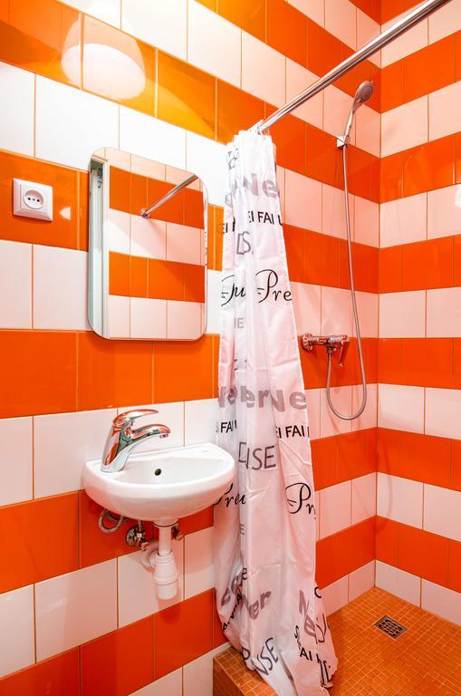 Economy Apartment On Rappoporta 7A-1 Lviv Eksteriør bilde