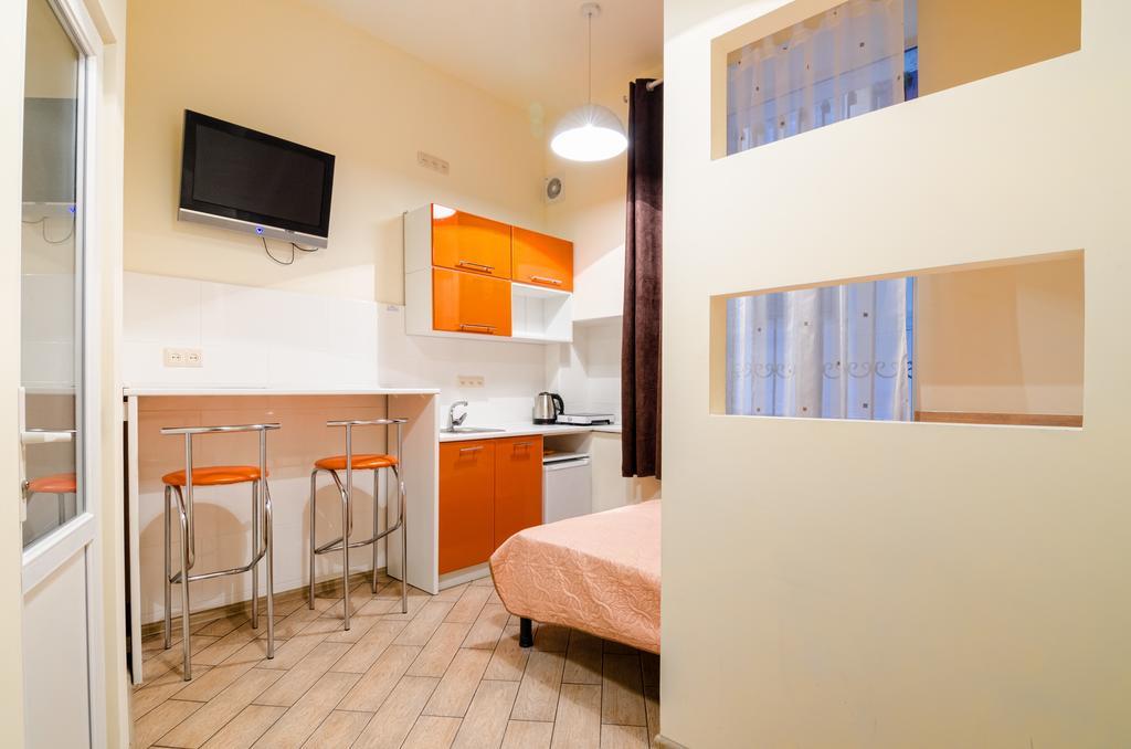 Economy Apartment On Rappoporta 7A-1 Lviv Eksteriør bilde